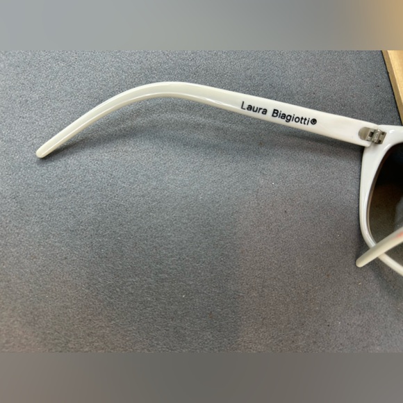 Vintage Laura Biagiotti Sun Glasses Ivory White Oversized Sunglasses main image 4